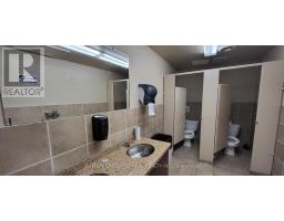 201 - 1001 Finch Avenue W, Toronto, ON M3J2C7 Photo 17