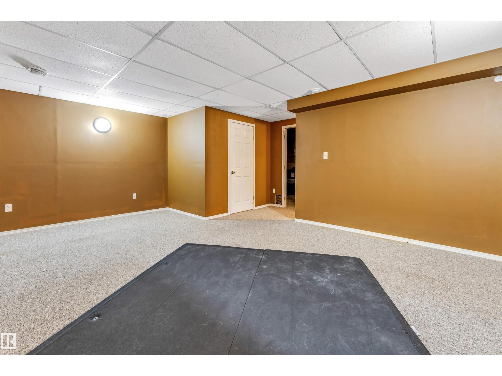 #96 4350 23 ST NW - Image 38