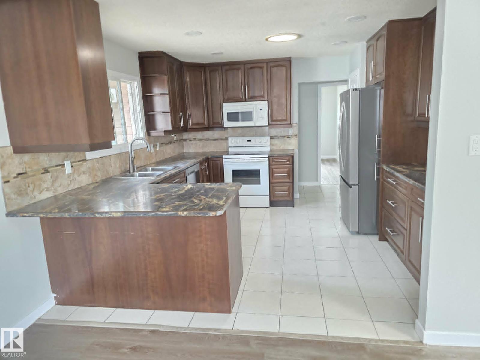 12120 146 AV NW - Image 7
