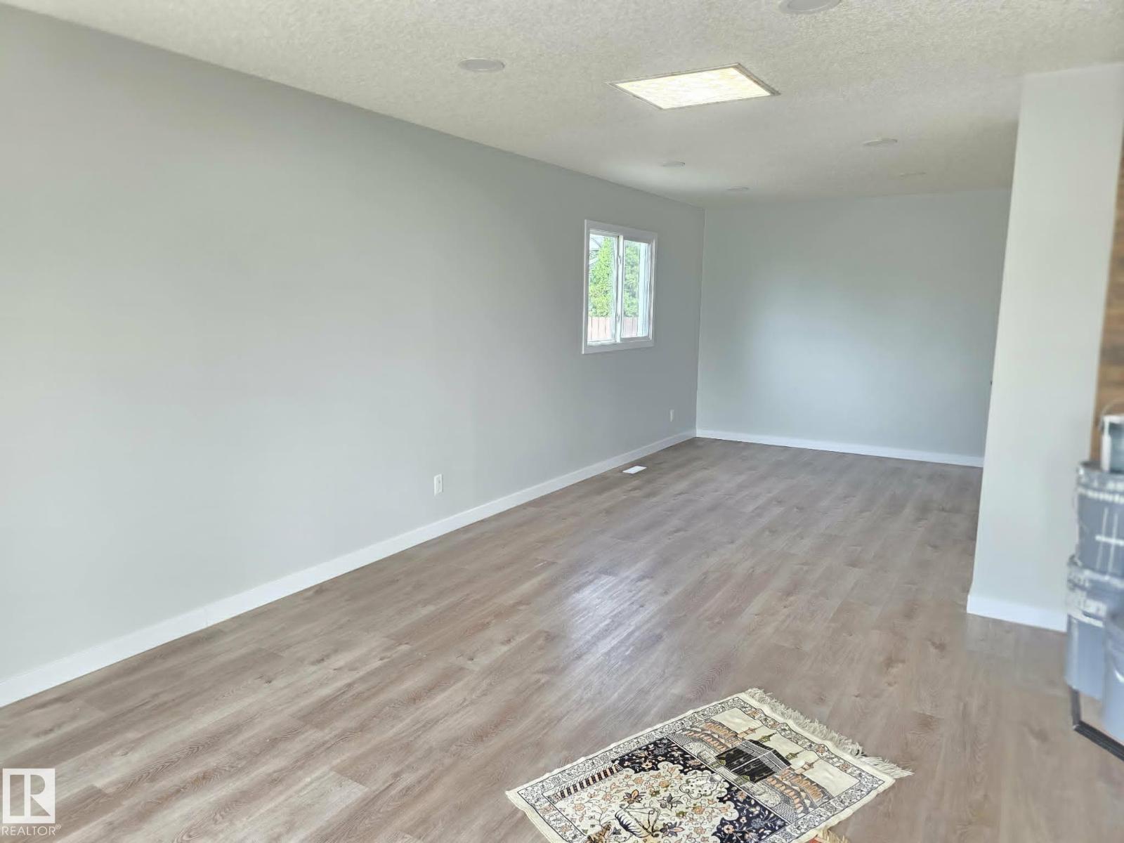 12120 146 AV NW - 3