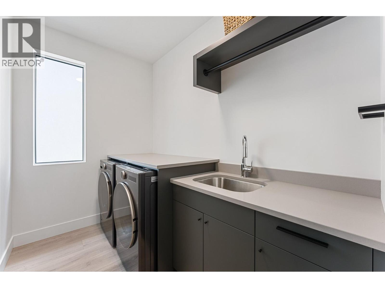 7920 Kidston Road Unit# 12, Coldstream