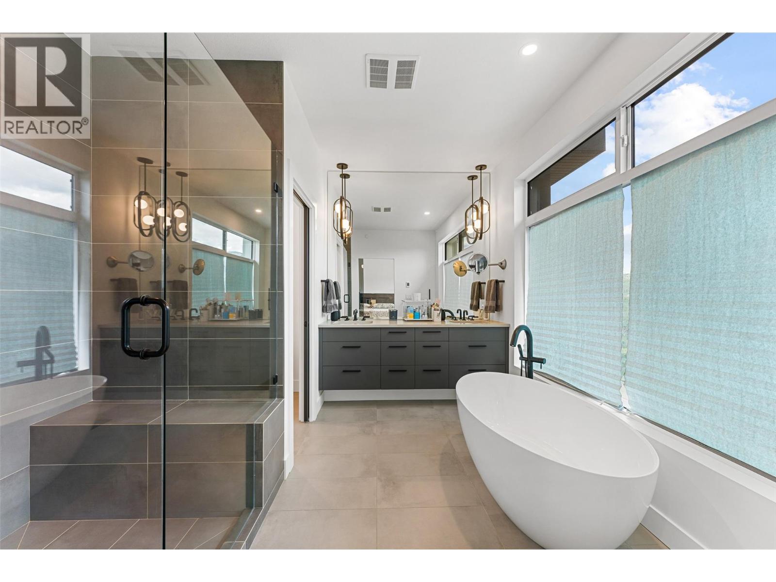 7920 Kidston Road Unit# 12, Coldstream