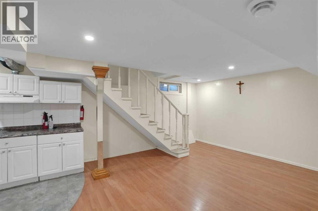10315 8 Street SW - Image 32