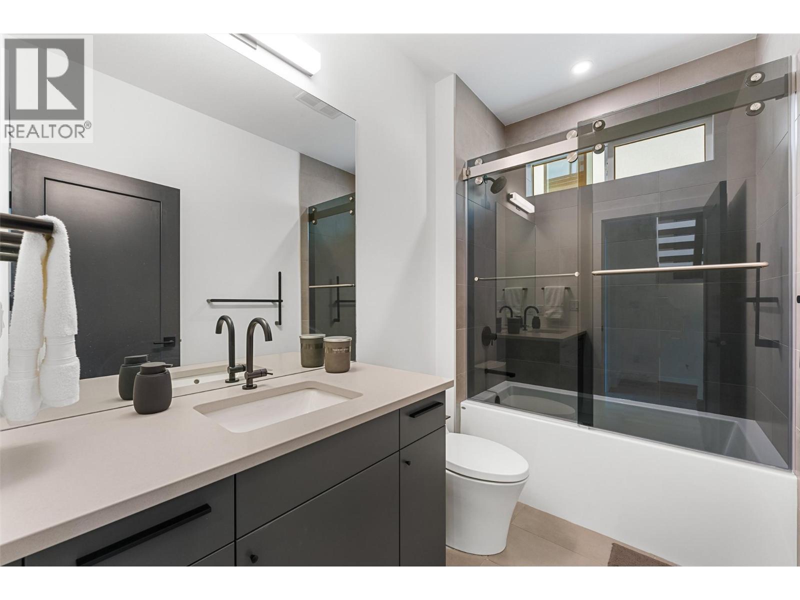 7920 Kidston Road Unit# 12, Coldstream