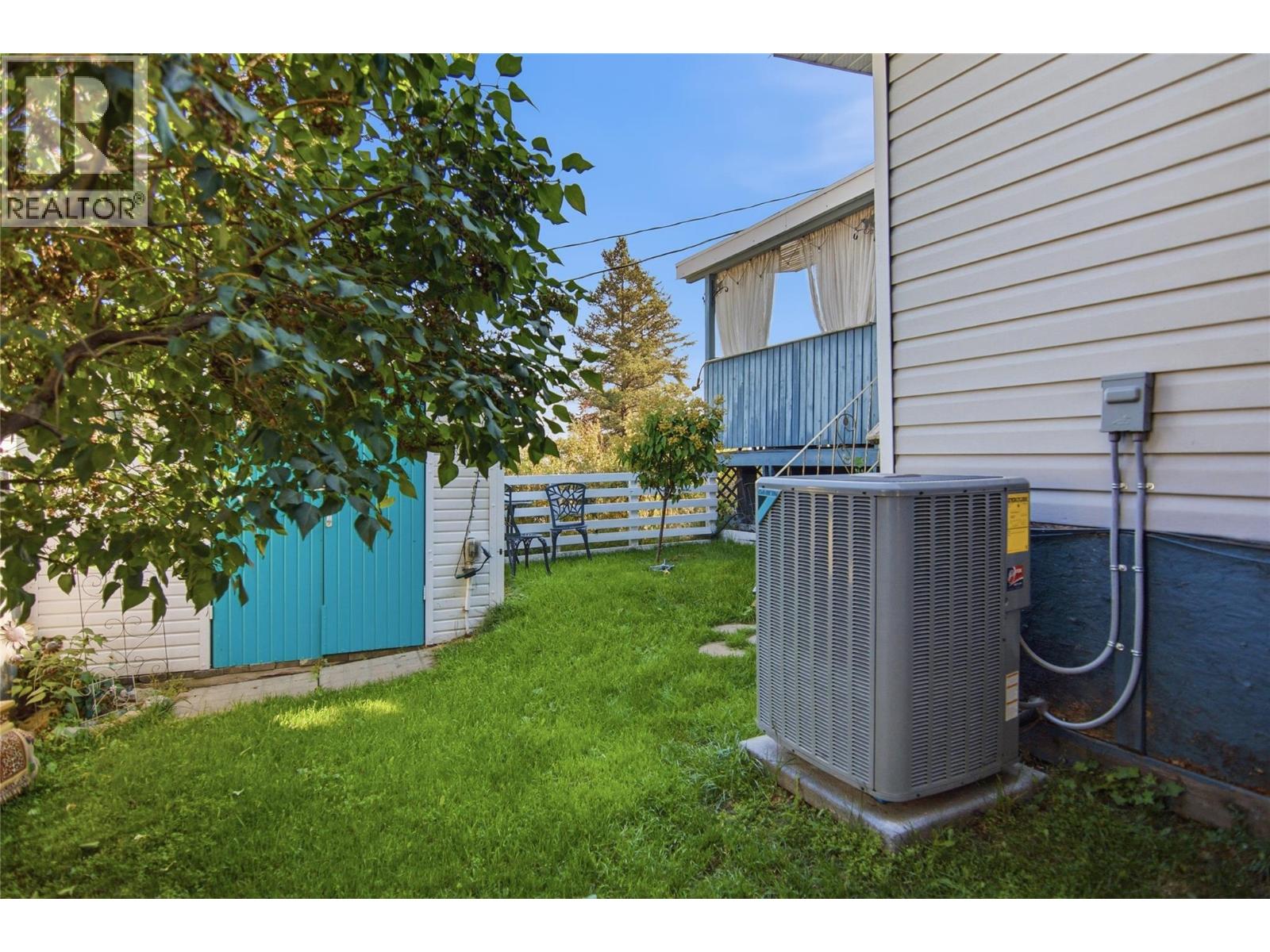 #22 1680 LAC LE JEUNE Road - 27