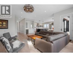Living room - 111 Grand Ridge Drive, Cambridge, ON N1S5B3 Photo 13