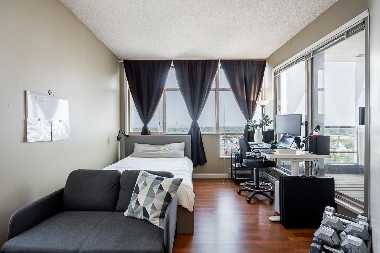 2001 14881 103A AVENUE, Surrey