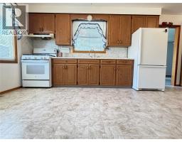 Living room - 751 Albert Street, Wallaceburg, ON N8A1Y8 Photo 8