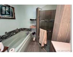 922 Resolution Rd, Tahsis, BC V0P1X0 Photo 19