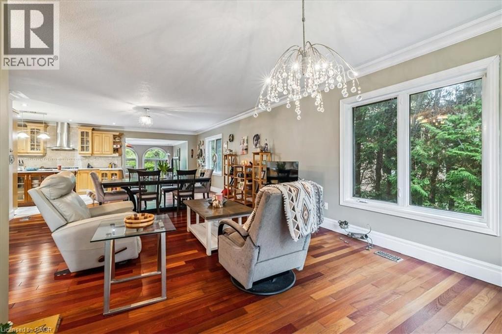 976 GARDEN Lane - 13