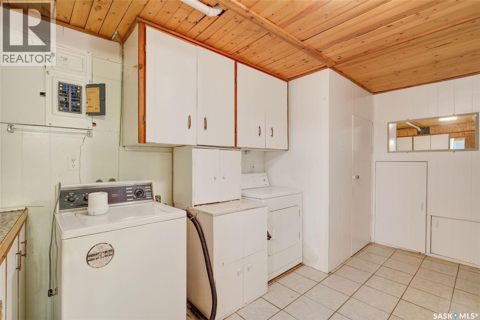 302 Bemford STREET - Image 61
