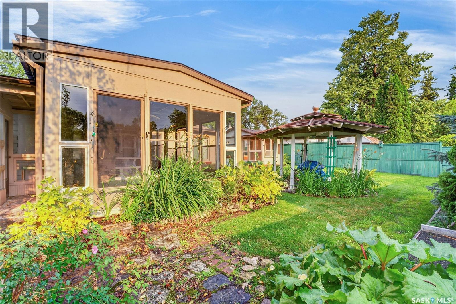 302 Bemford STREET - 22