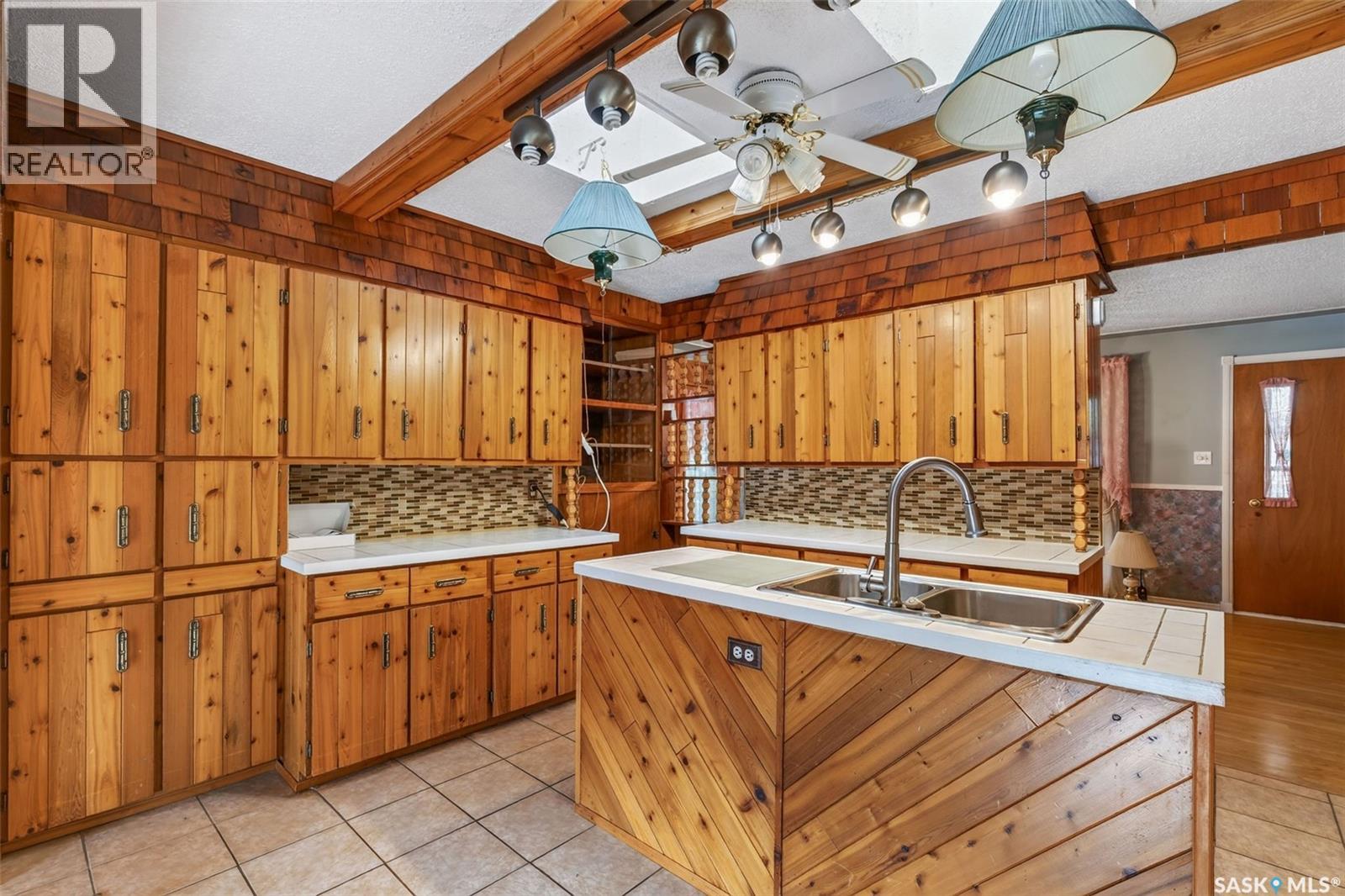 302 Bemford STREET - 36