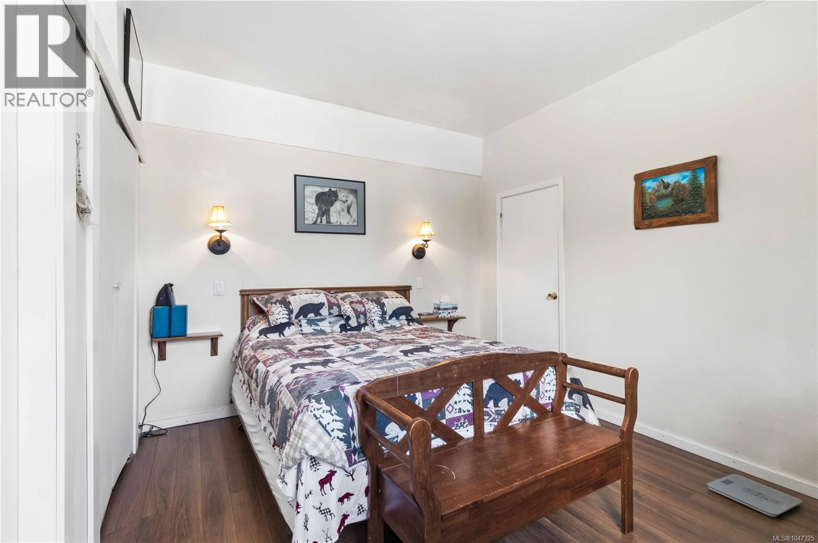504 Wilson St - 25