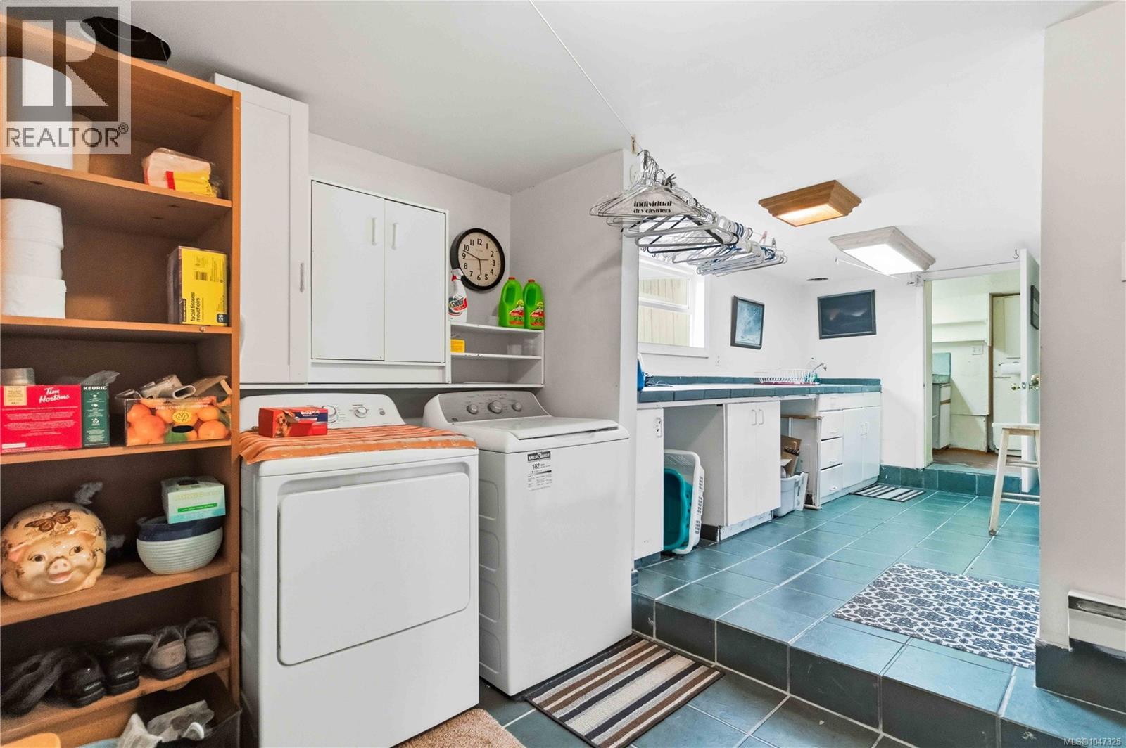 504 Wilson St - Image 43