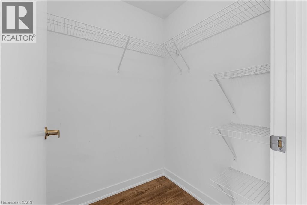 #612 550 NORTH SERVICE Road - Image 19