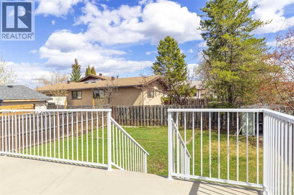 162 Elmore Drive, Fort McMurray