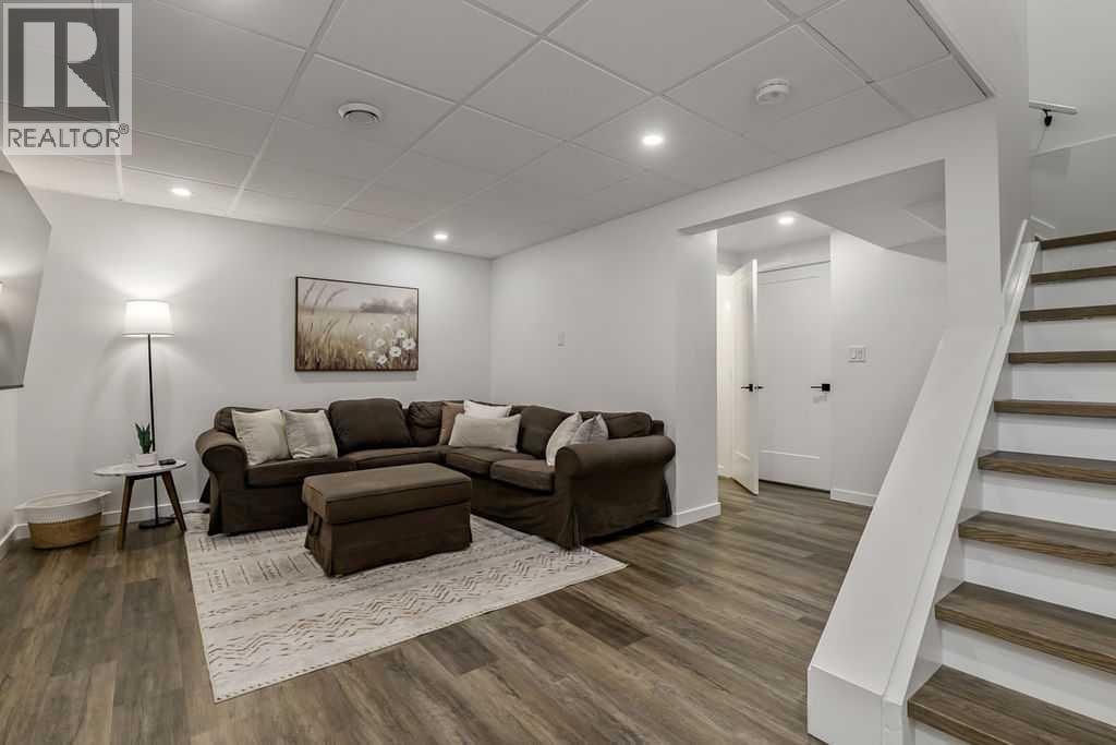 161 Woodborough Terrace SW - Image 21