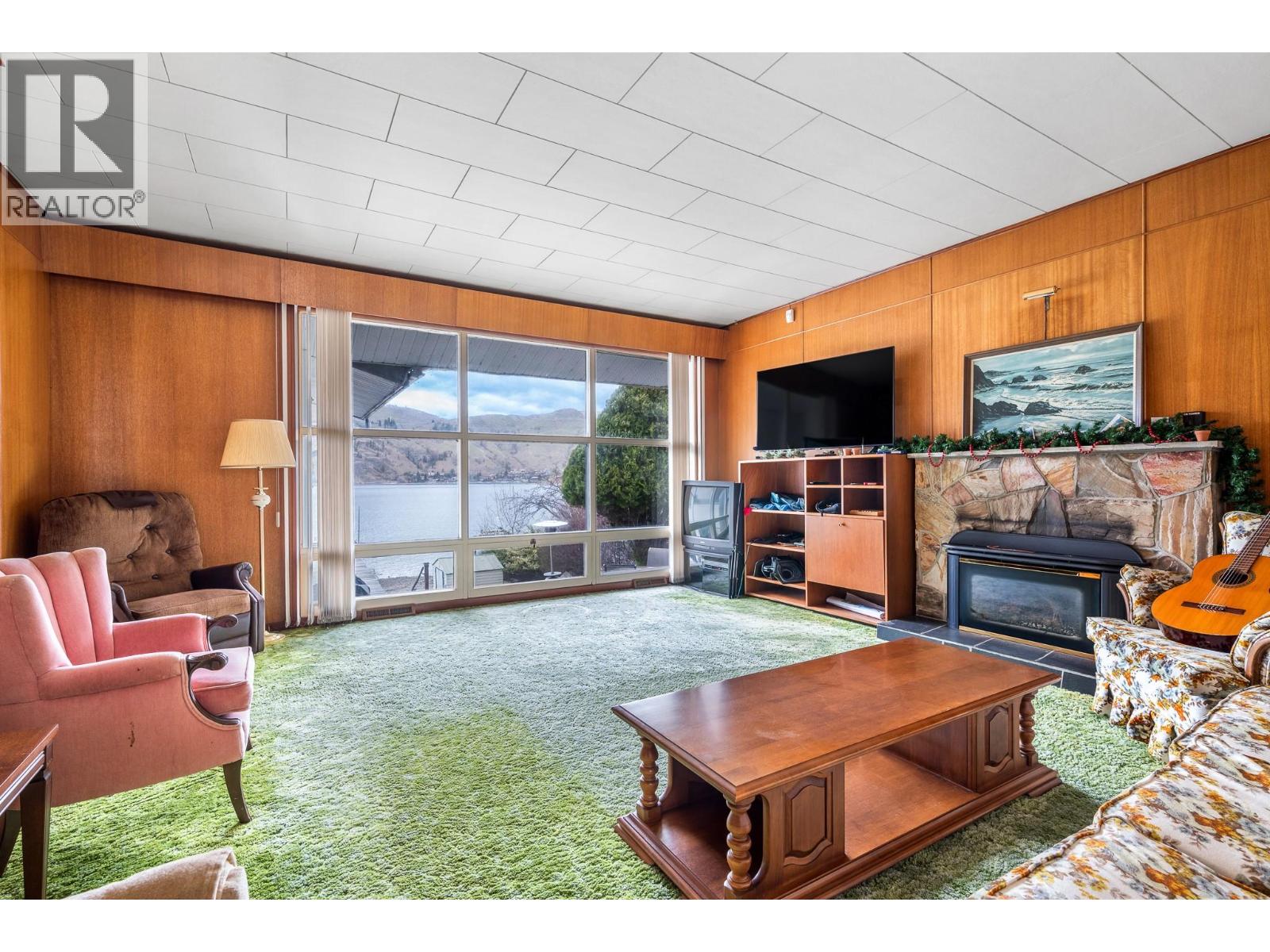 8121 Okanagan Landing Road - 5