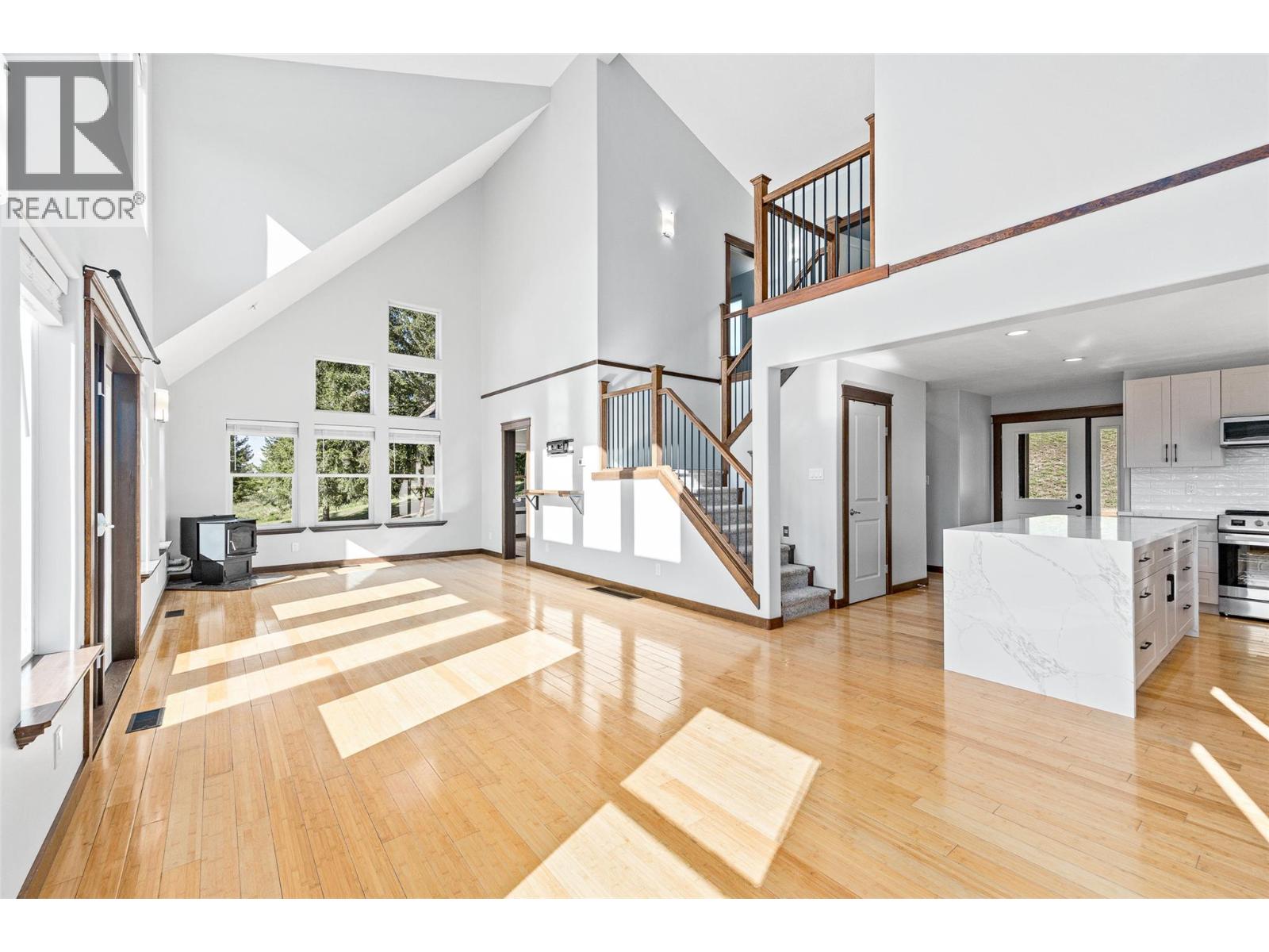 17936 Angus Road, Lake Country