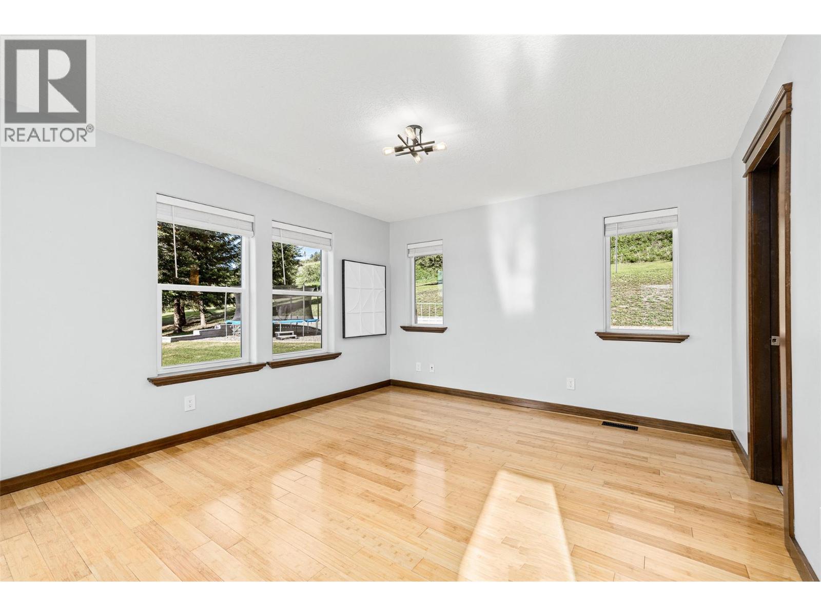 17936 Angus Road, Lake Country