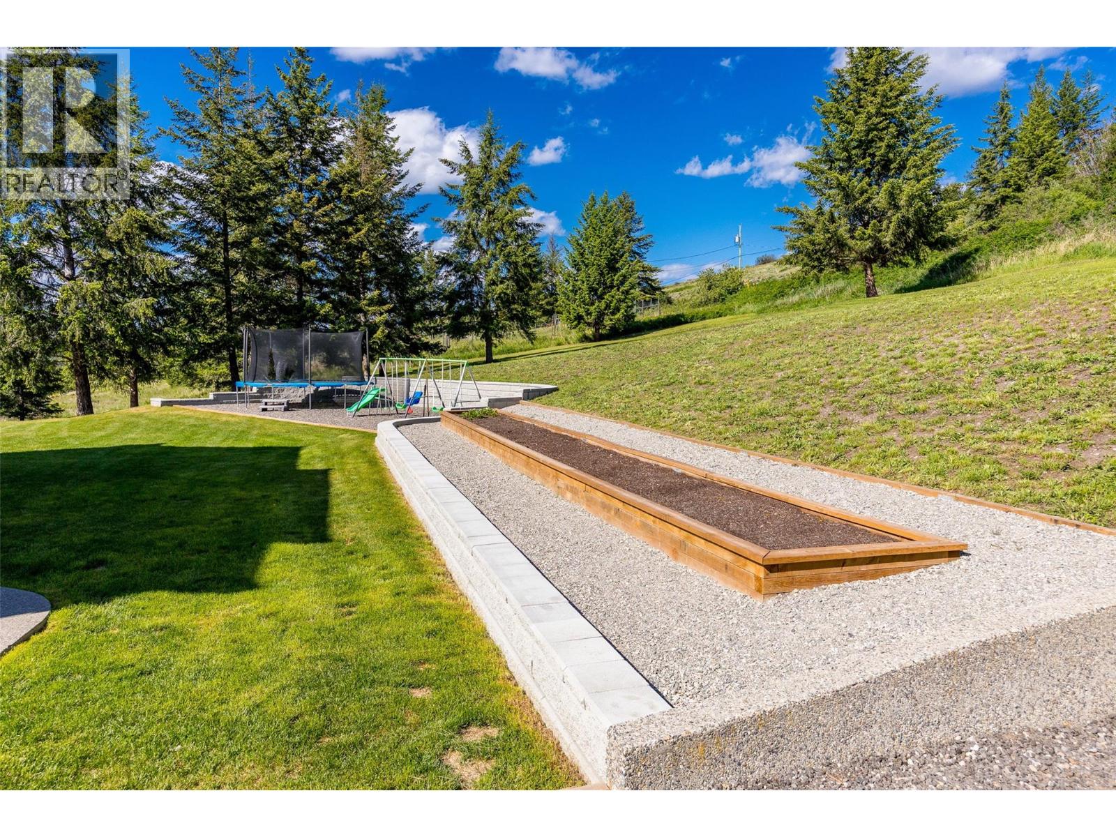 17936 Angus Road, Lake Country