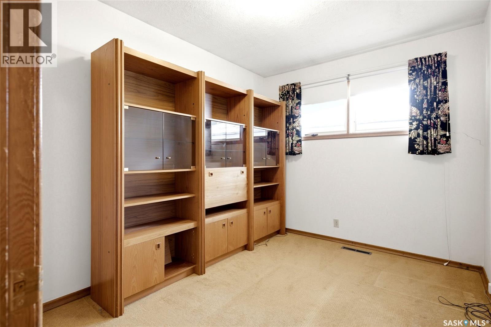 4023 McPhail AVENUE - 24