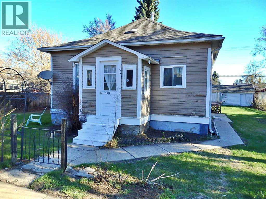 4812 51 Avenue - 28