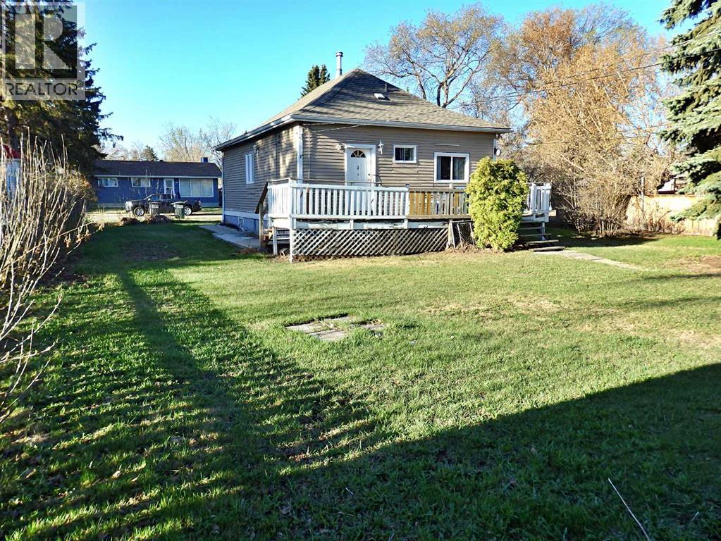 4812 51 Avenue - 3