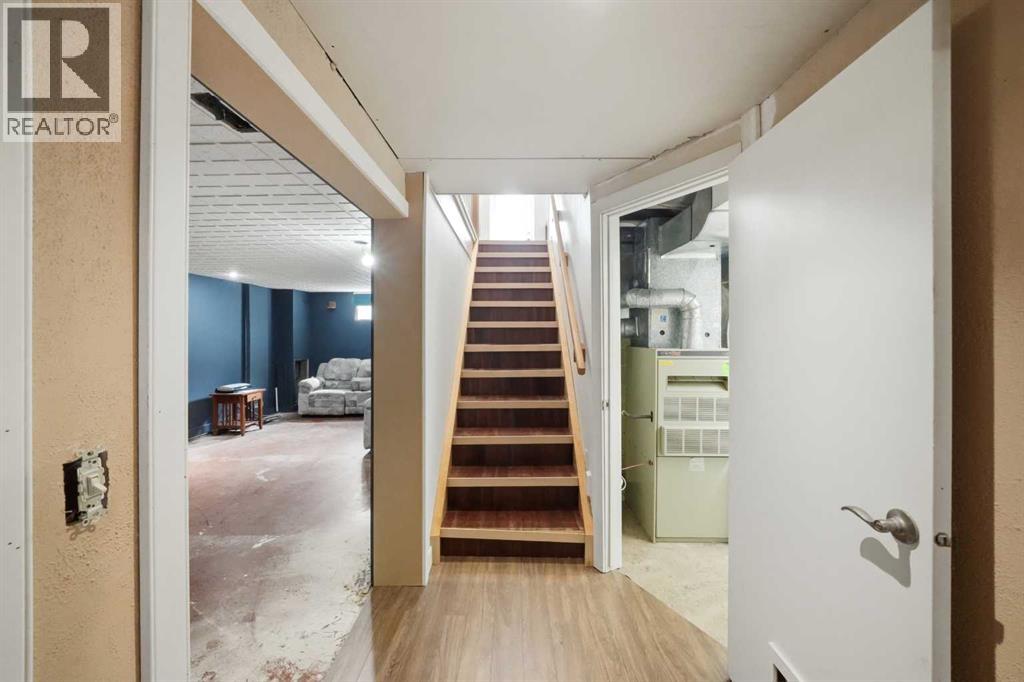 3742 44 Avenue - Image 33