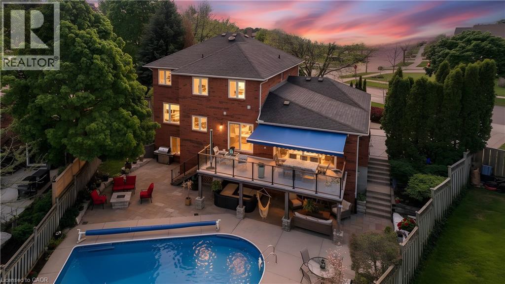 97 MANITOULIN Crescent - 1
