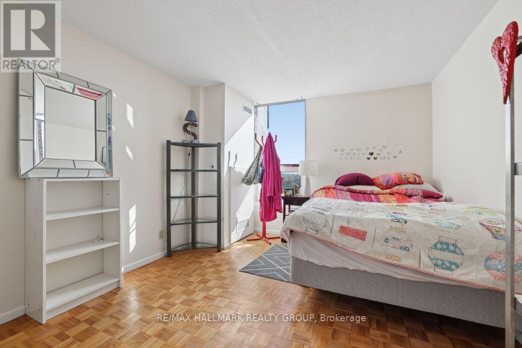 #801 2951 RIVERSIDE DRIVE - Image 19