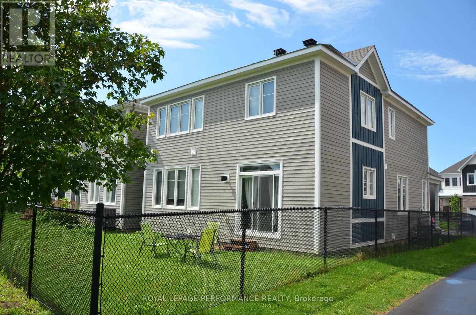 119 Hackamore Crescent