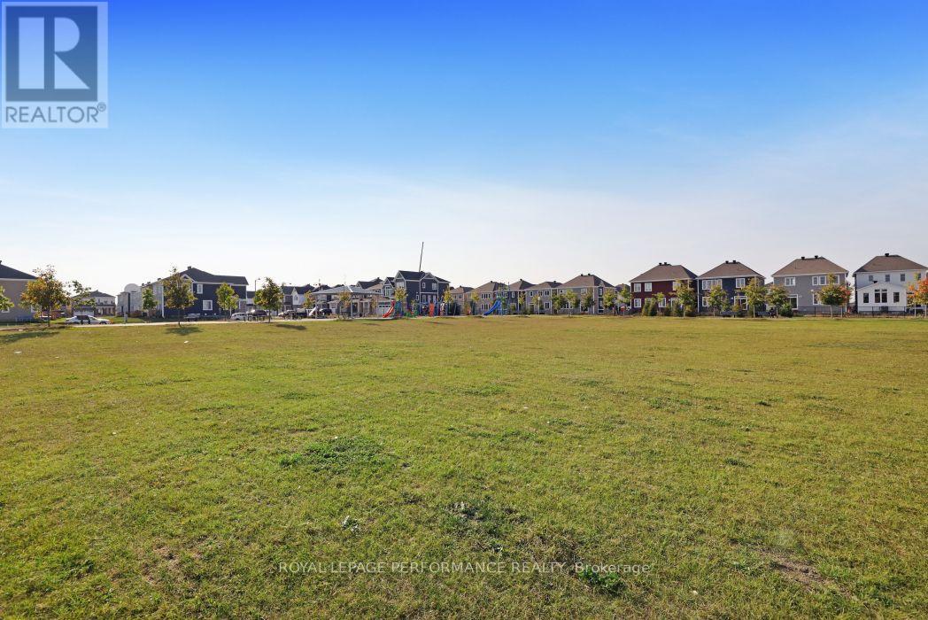 119 Hackamore Crescent
