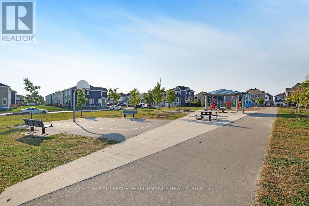 119 Hackamore Crescent