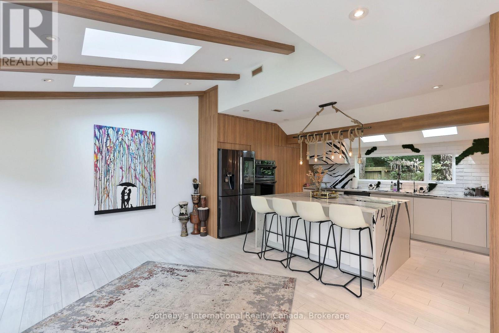 38 HILLTOP BOULEVARD - Image 27