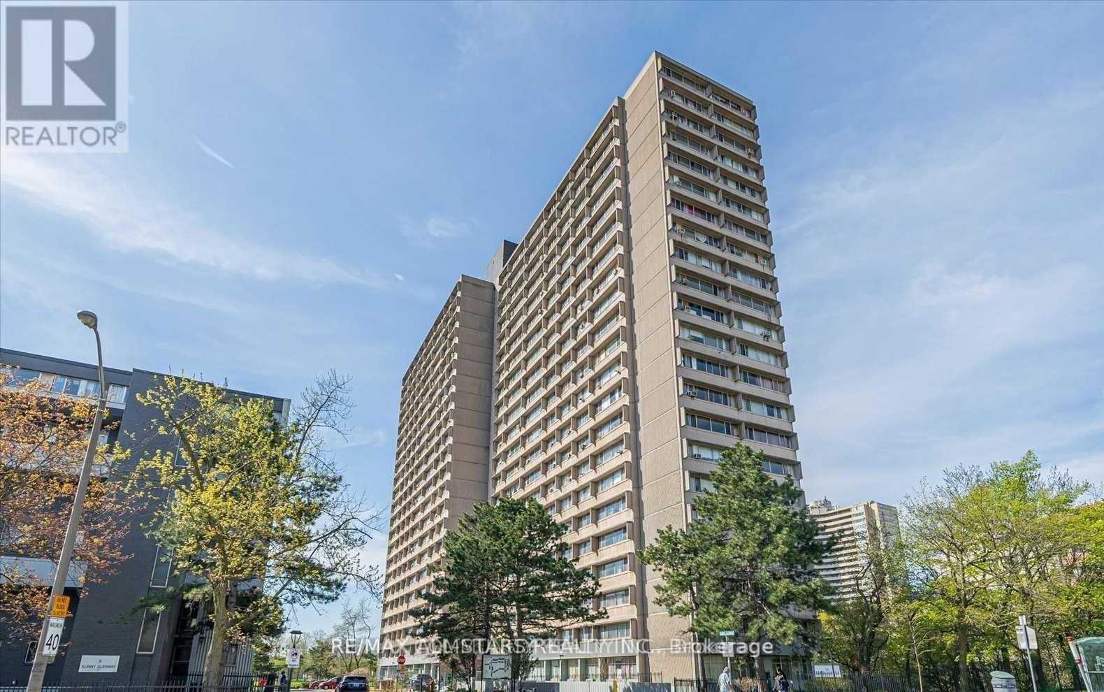 Photo of 10 Sunny Glenway