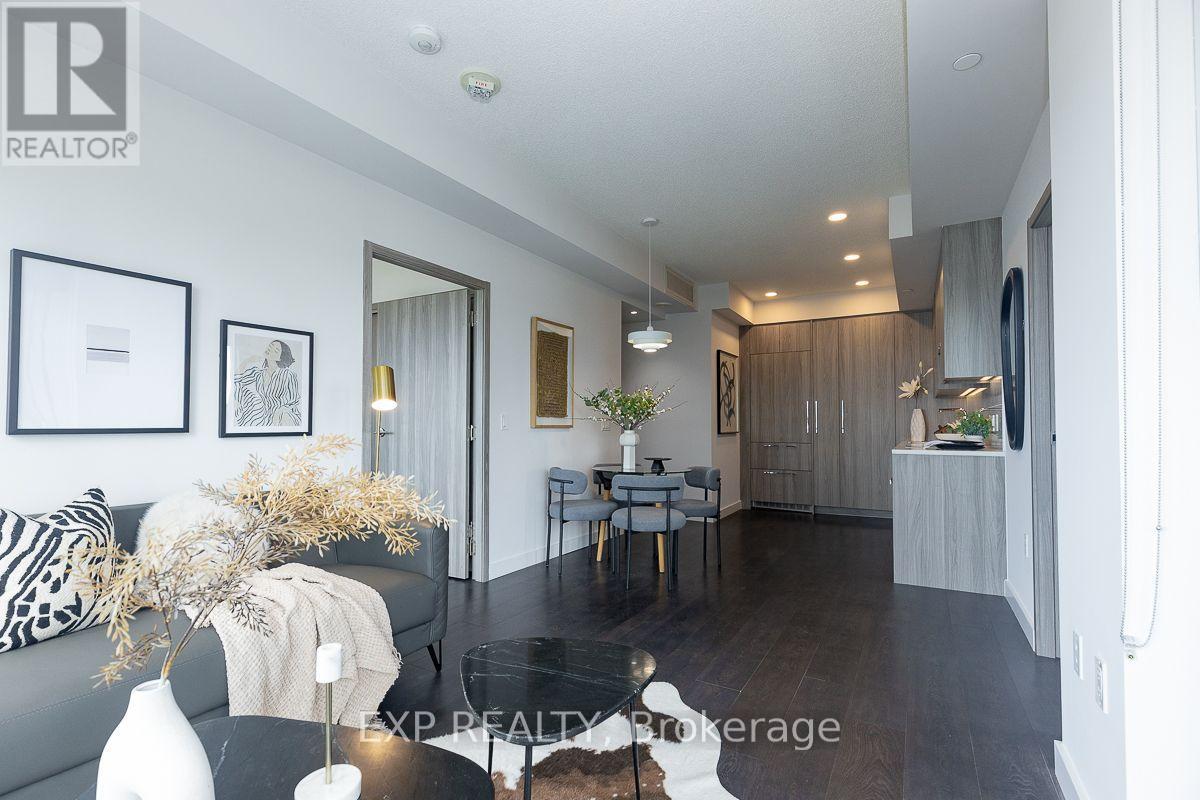 #912 85 MCMAHON DRIVE - 12