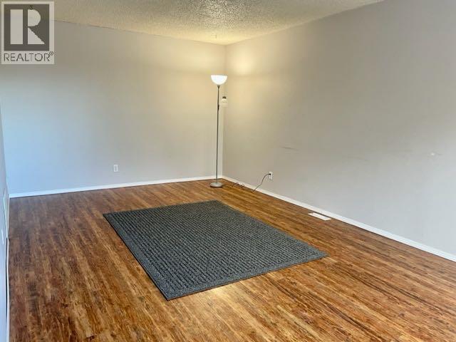 101 Mill Street, Hinton, Alberta, T7V1T2, Hinton, Alberta — photo 5 of 5