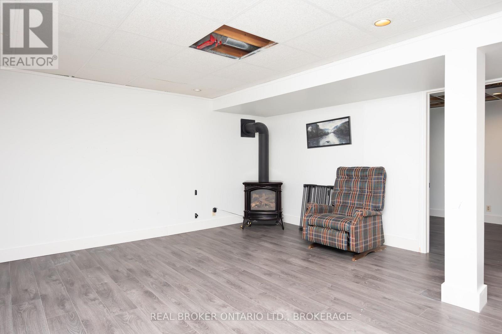 4057 LEFEBVRE STREET - Image 29