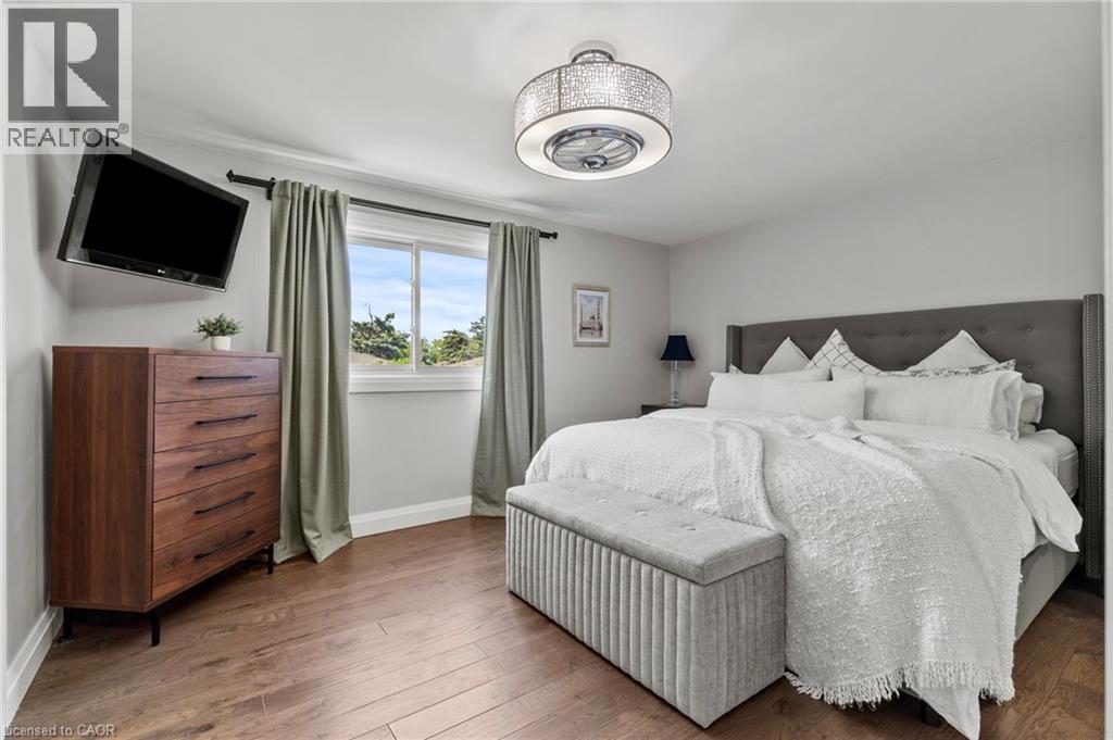 30 ORLANDO Drive - Image 20