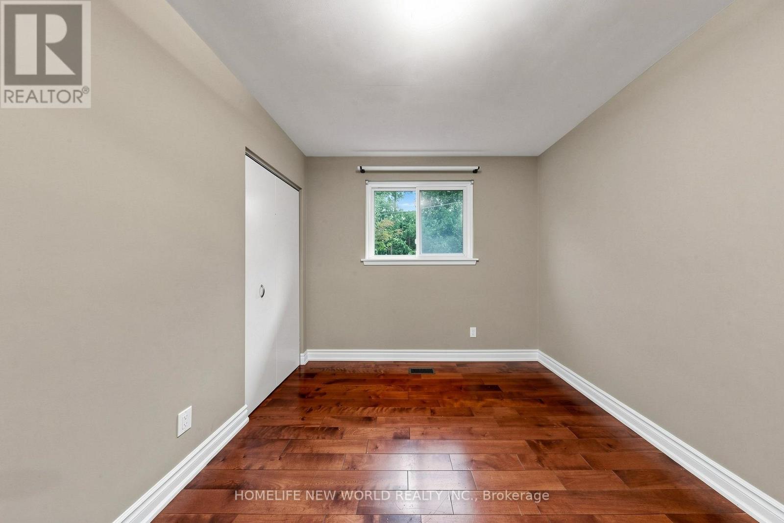 6 VALLEYCREST AVENUE - Image 27