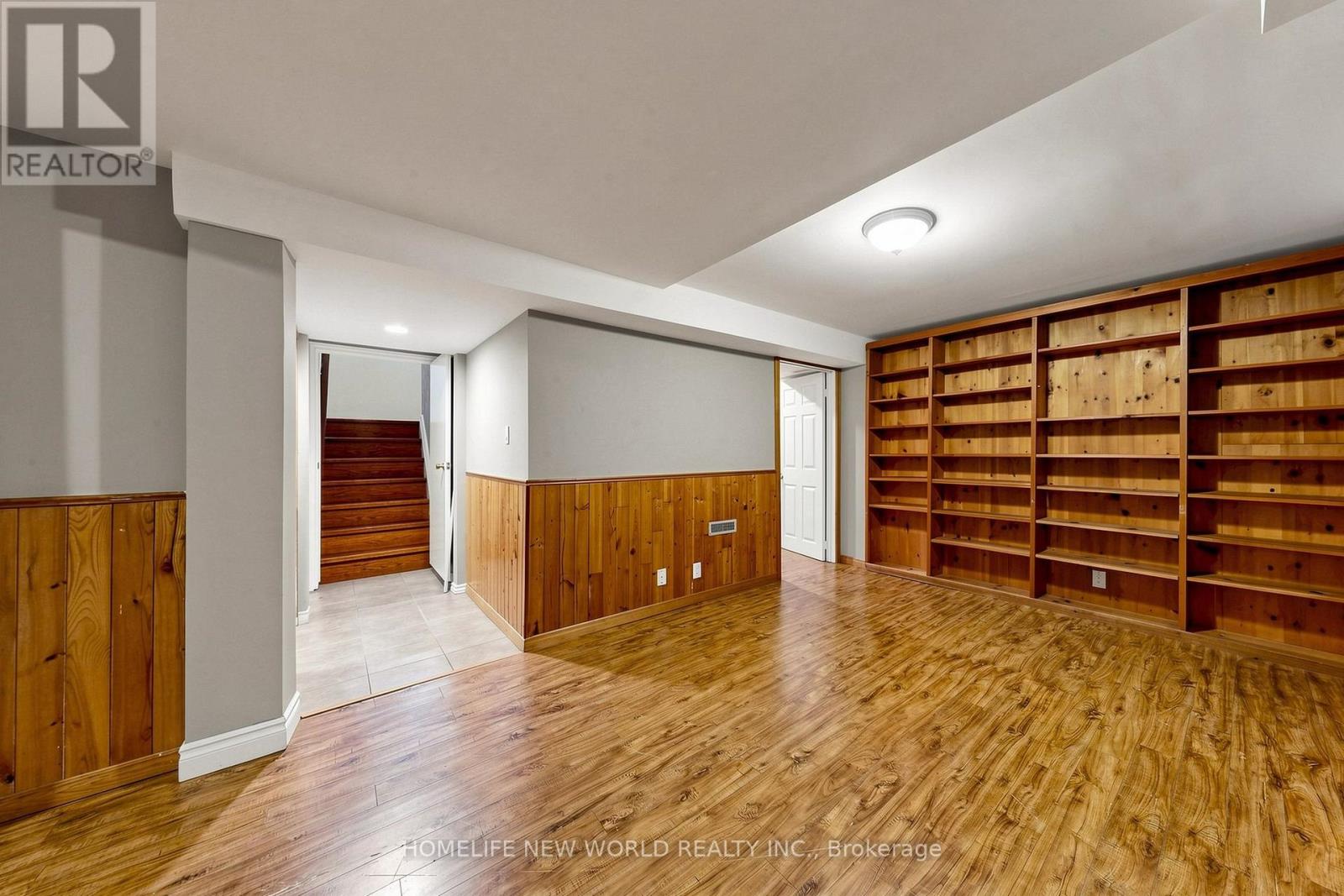 6 VALLEYCREST AVENUE - Image 31