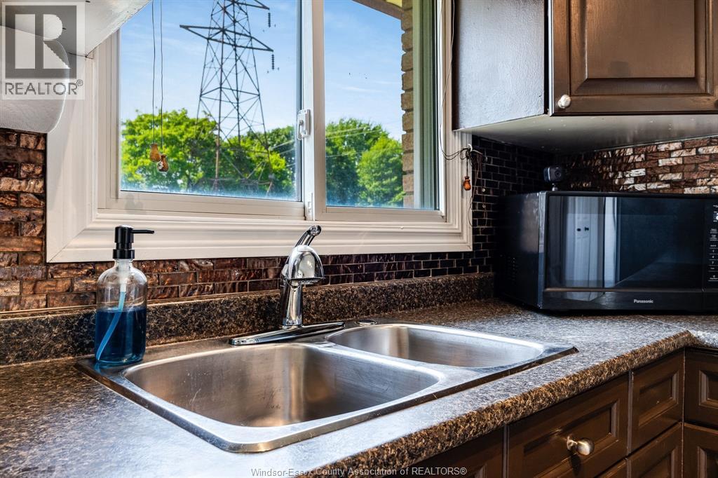 57 Marion AVENUE - Image 7