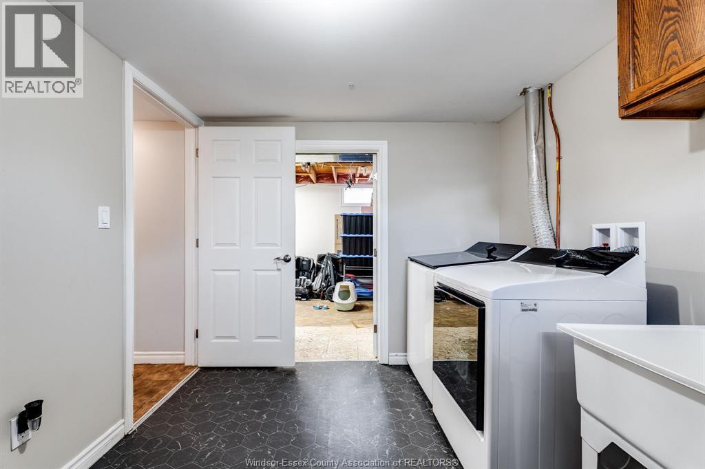 57 Marion AVENUE - Image 26