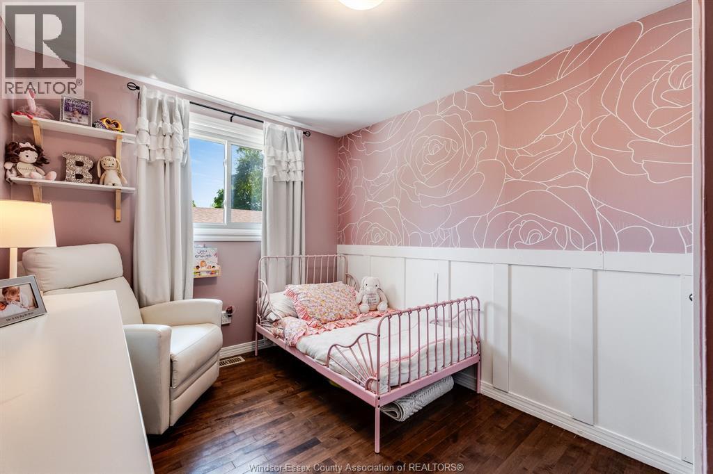 57 Marion AVENUE - 17