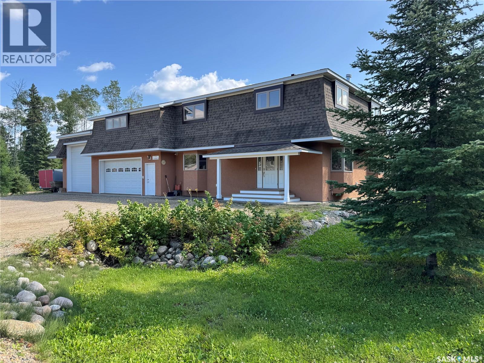 21 Fairway DRIVE