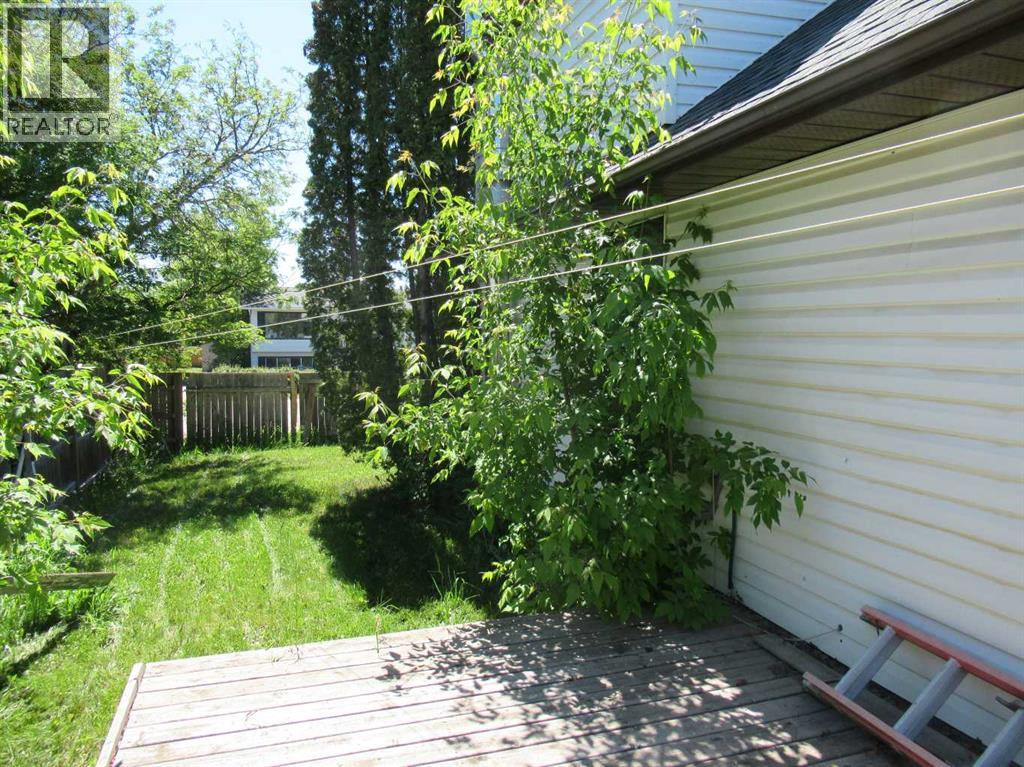 9324 104 Avenue - 2