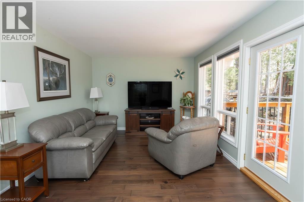 611 CLEAR LAKE Drive - 20