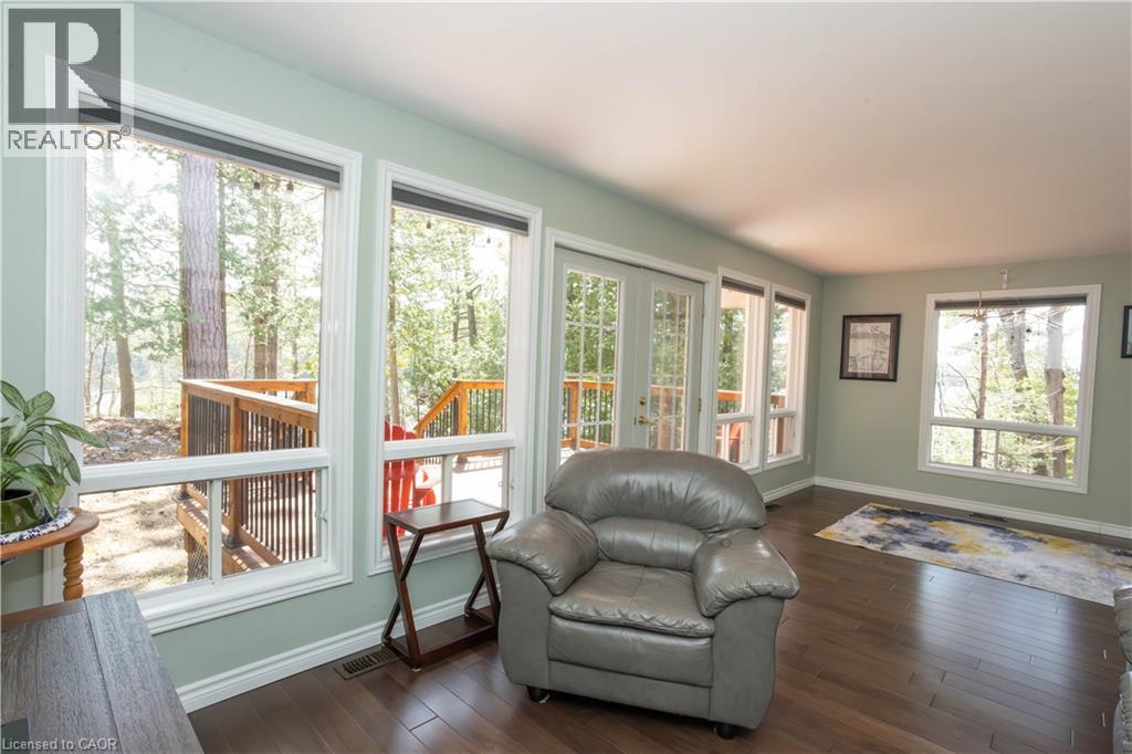 611 CLEAR LAKE Drive - Image 19